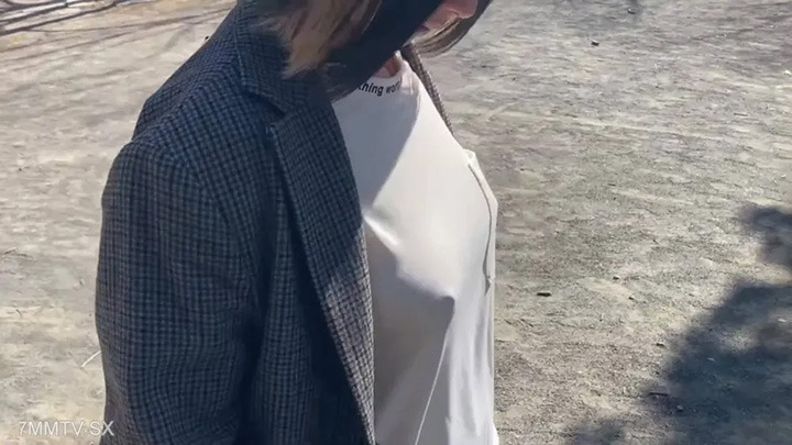 FC2-PPV-4657473-在與她的約會之後，我在酒店裡奶油，讓她說：“老人的雞巴大聲笑”和“快速來